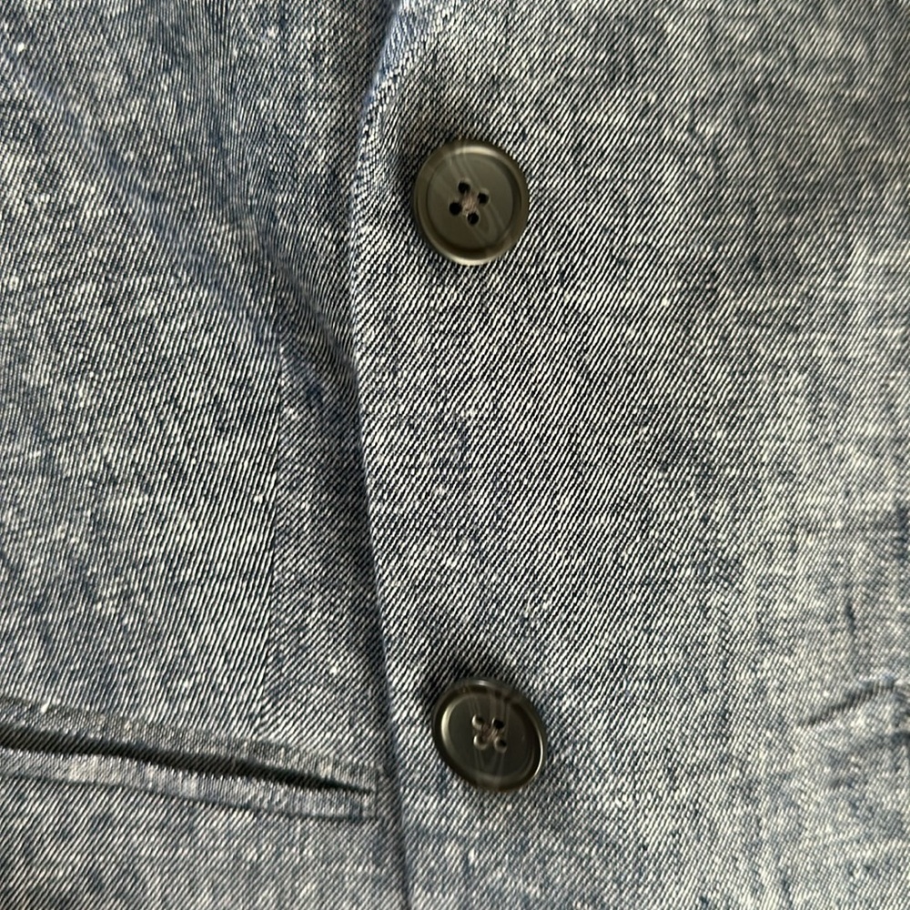 Blazer - Picture 3 of 3